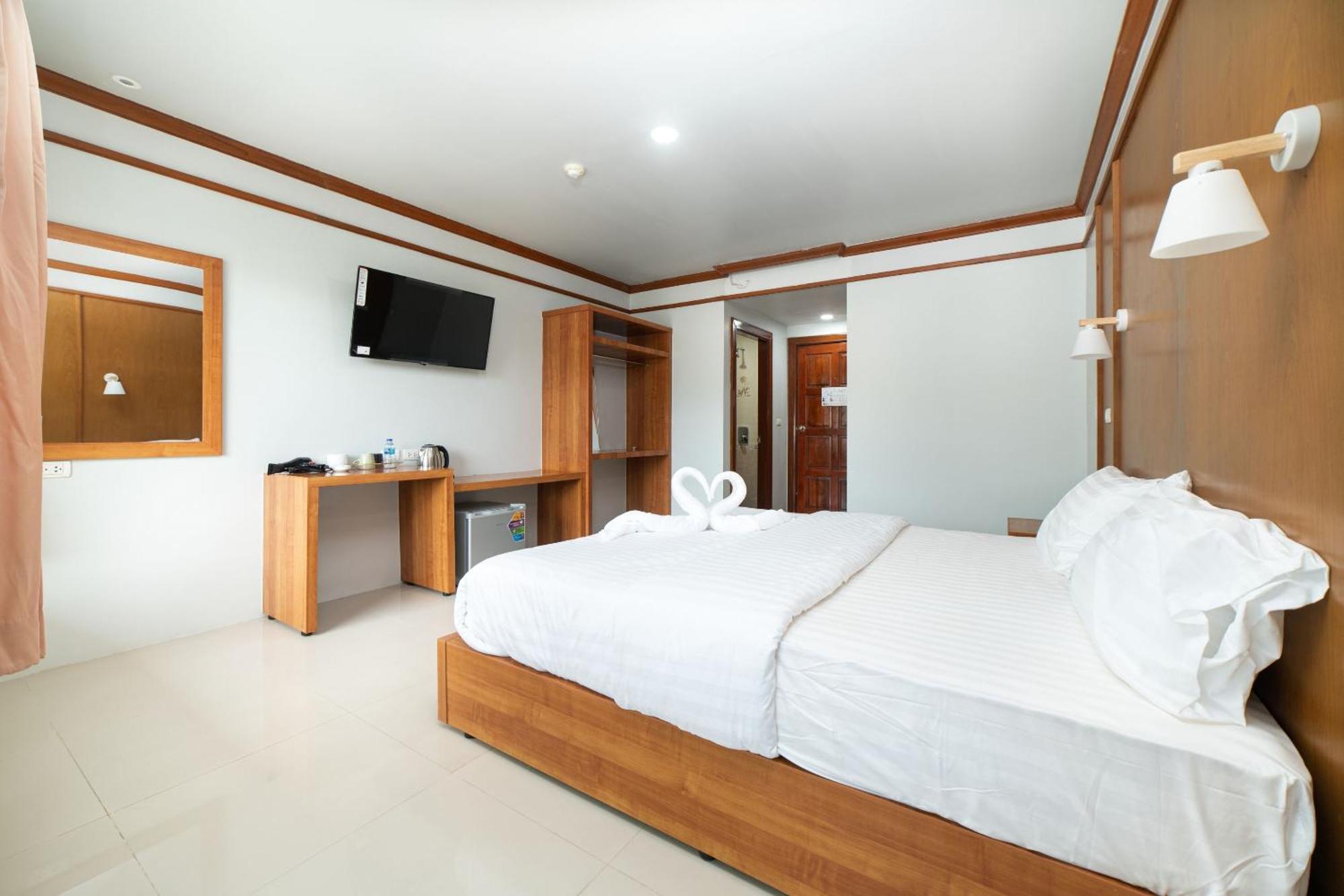 Gp House Phuket Patong Beach Exterior foto